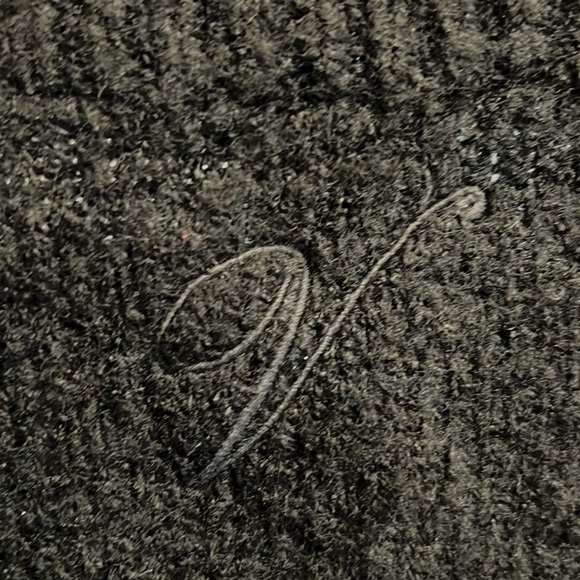 Sweater - Picture 3 of 4